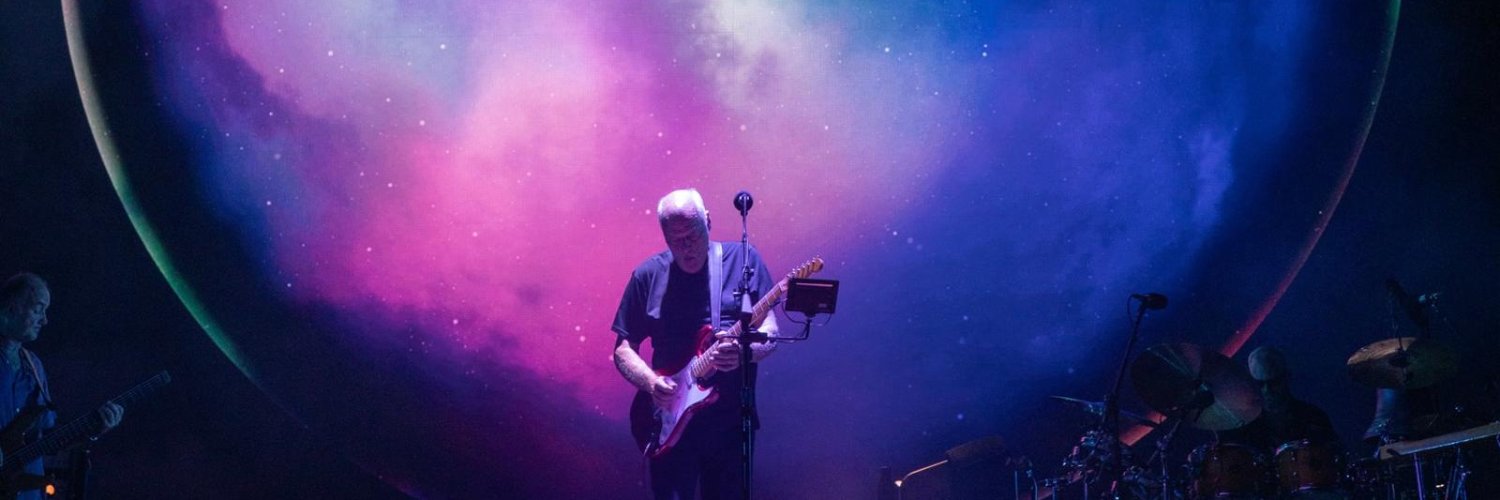JuliiObit's profile banner image