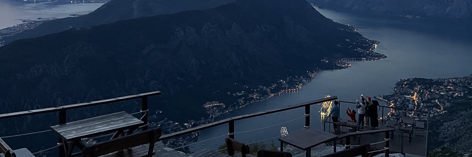 andreacrdso's profile banner image