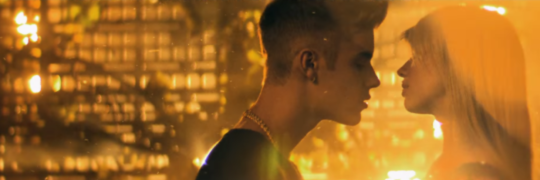 FAMOSOSpergunta's profile banner image