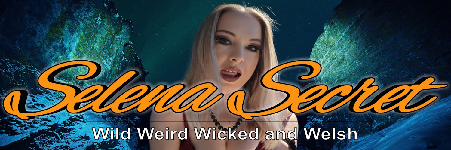 Selena Secret 🏵fficial banner
