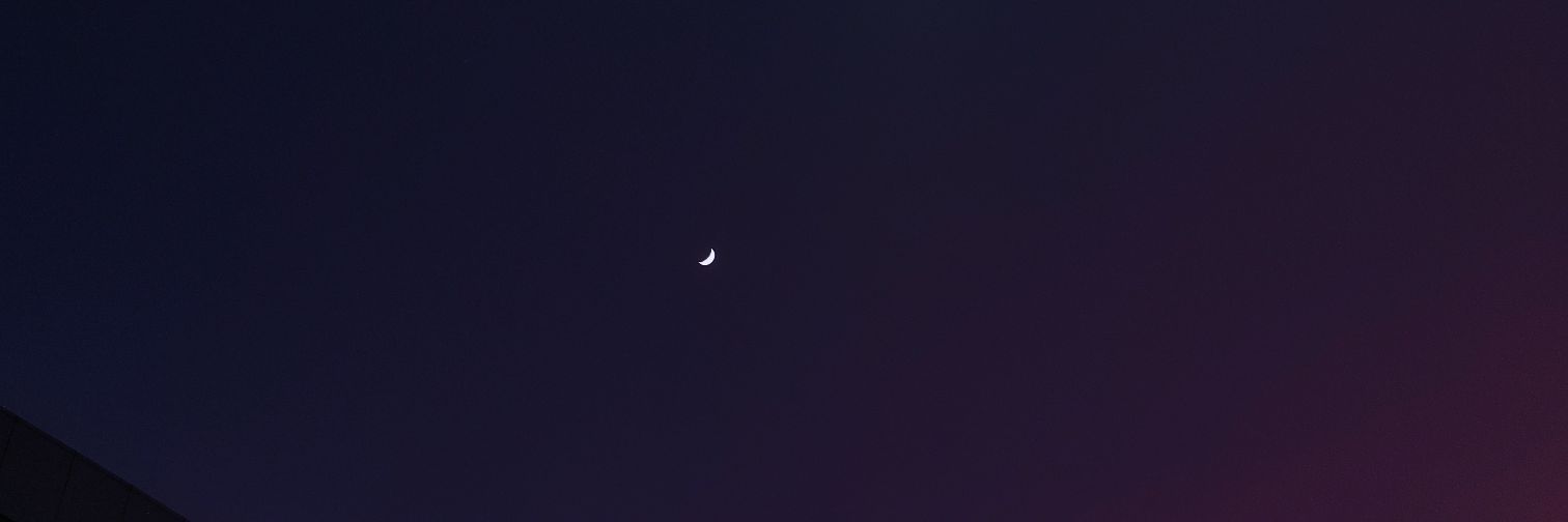 moonlaw_'s profile banner image