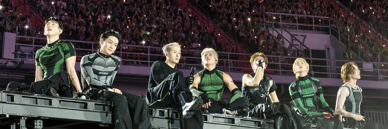 Pazzy🤍xJAYB💚 banner