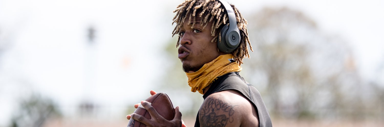 Murphy Lizzle🕺🏿 banner