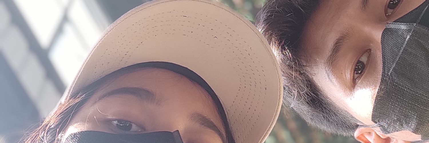 laaavvaa's profile banner image