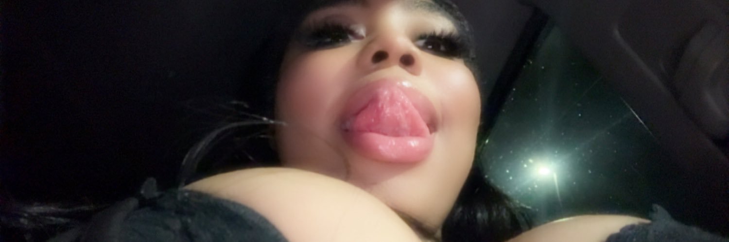 Littlenia23's profile banner image