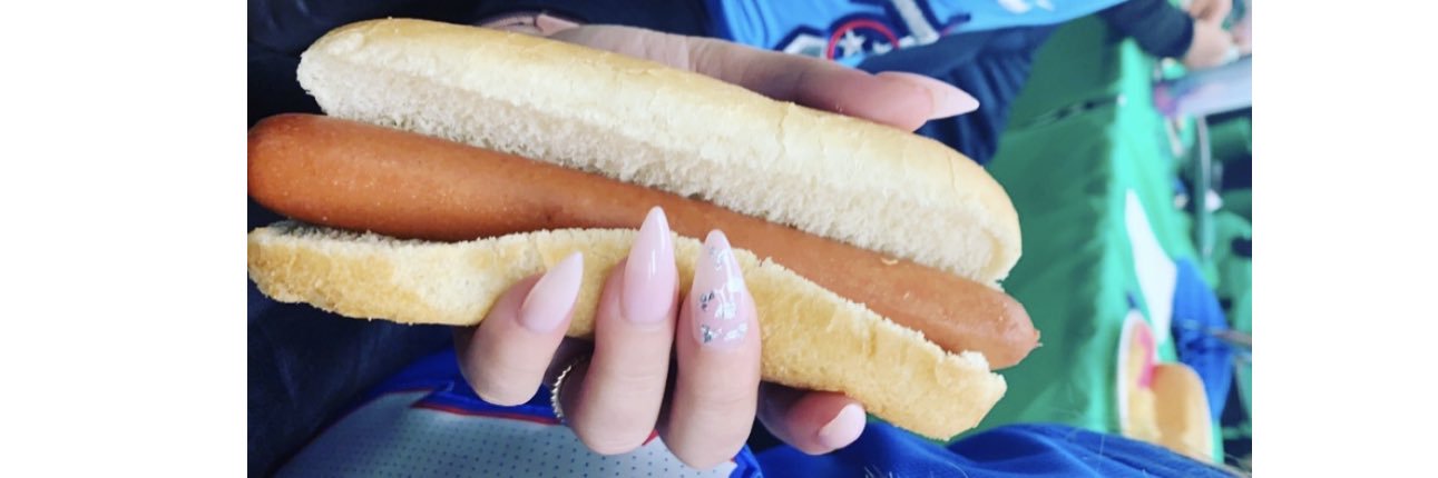 molly dicamillo 🌭 banner