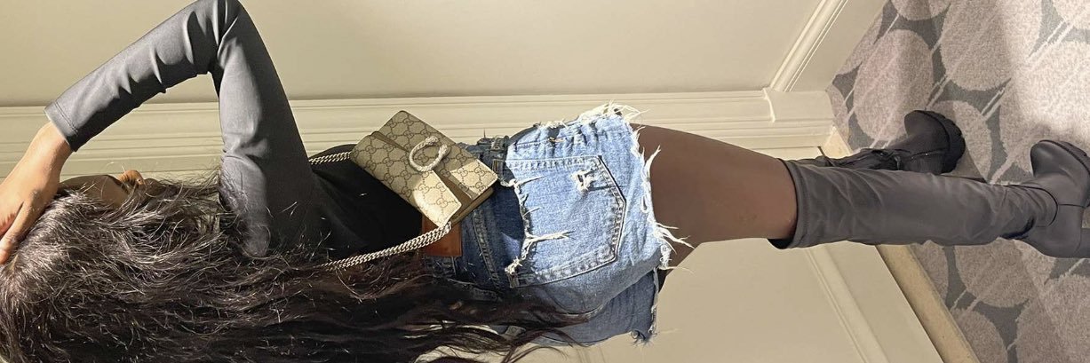 riaee_l's profile banner image