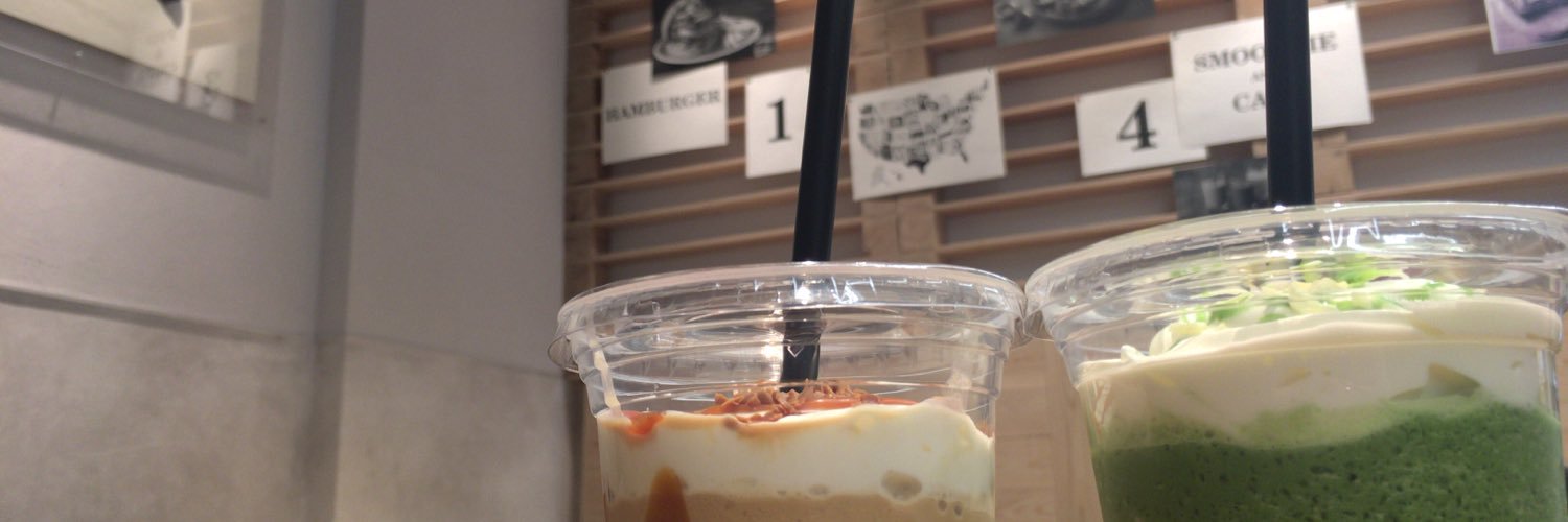r_c0128's profile banner image