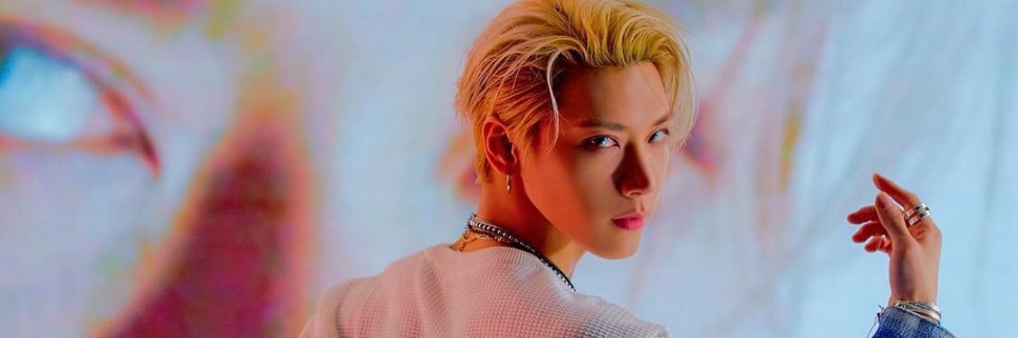 MomoOhNoXO's profile banner image