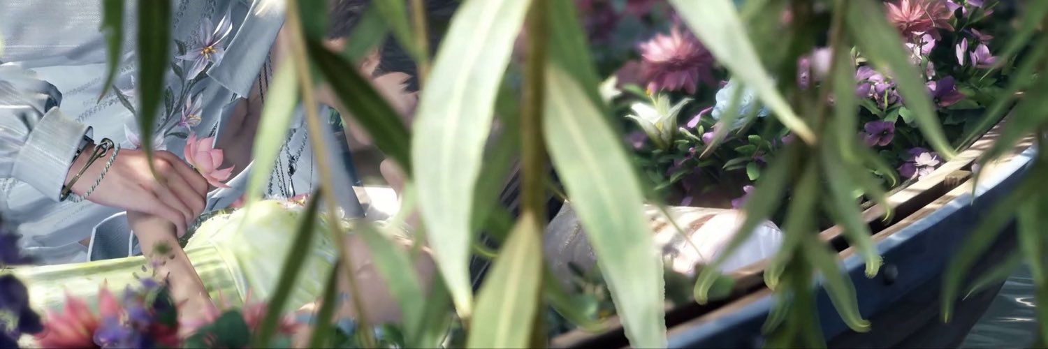 bey0ndthelight's profile banner image