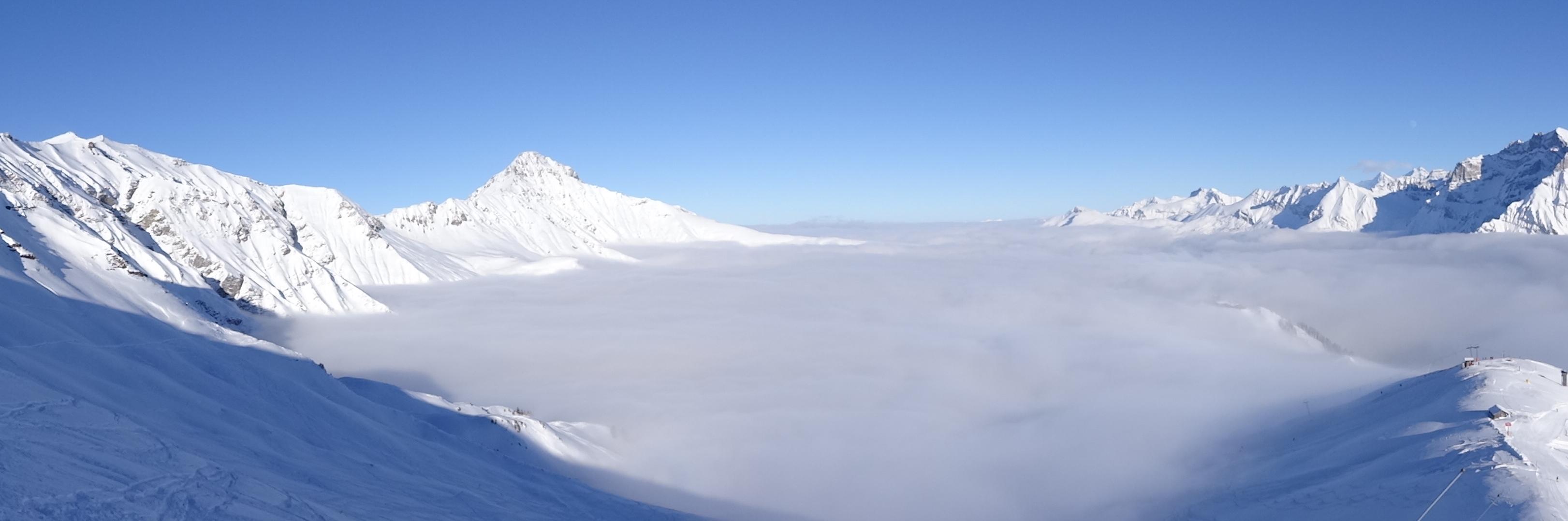 EV_Swiss's profile banner image
