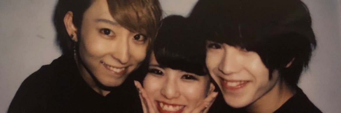 risa_lade's profile banner image
