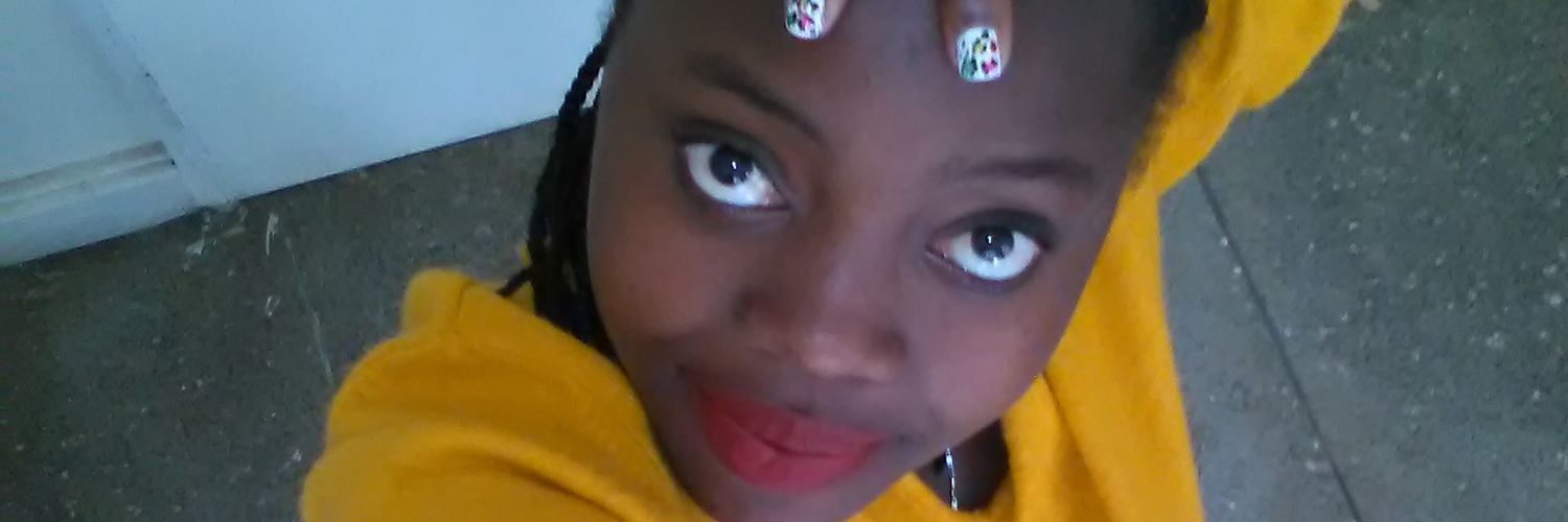 irene_barongo's profile banner image