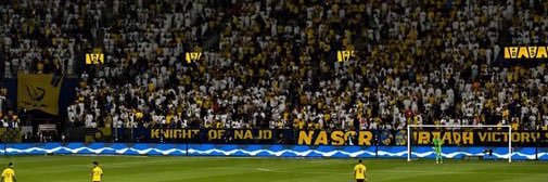 v______q1's profile banner image
