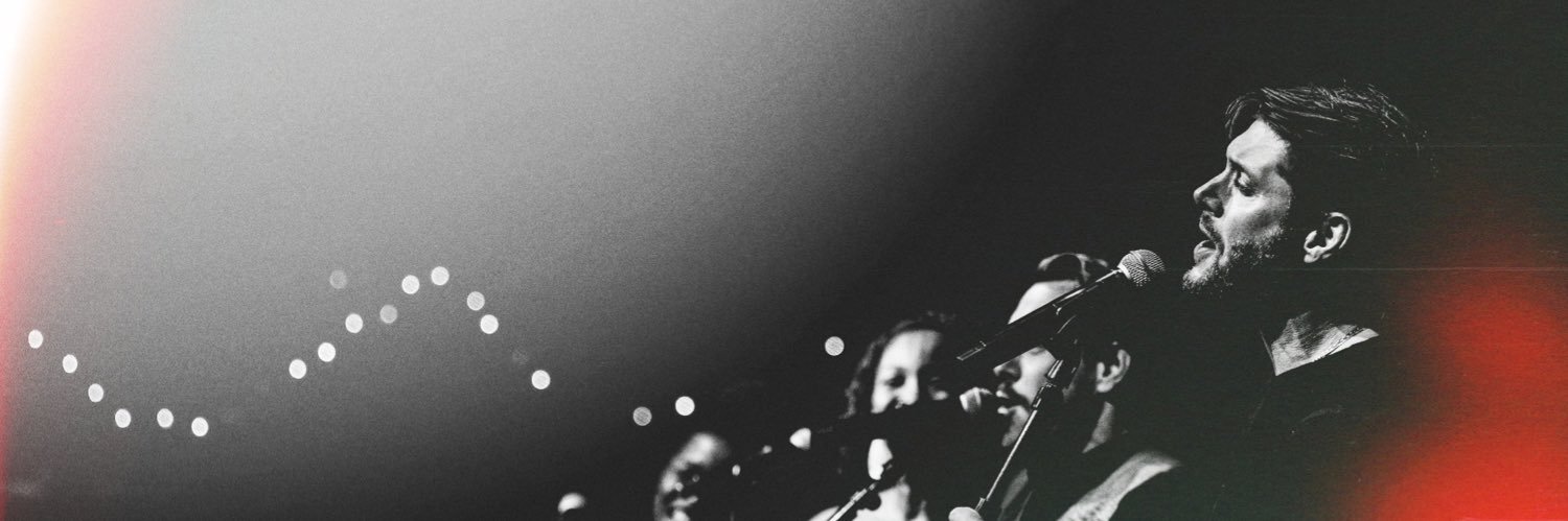 luviluv's profile banner image