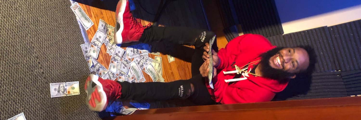 Golddieeee's profile banner image