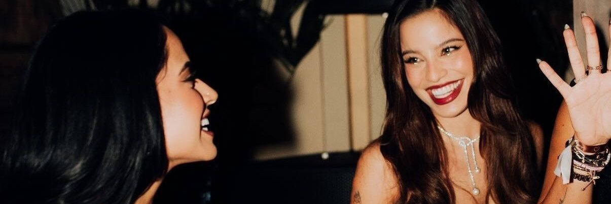 wenia 🦋 banner