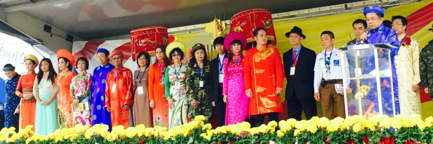 Tet Parade OC banner