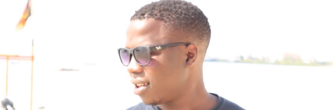brnomolo's profile banner image