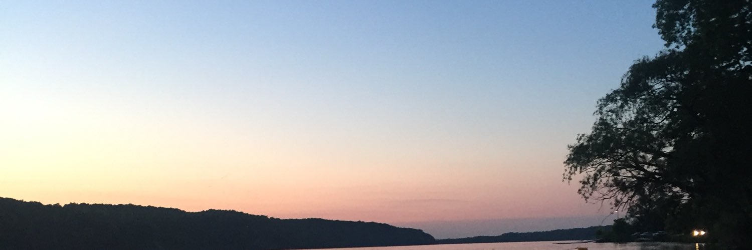 Miss_Schluss's profile banner image