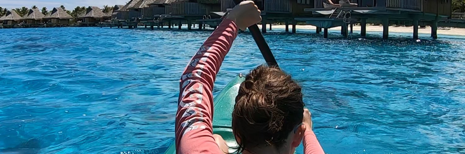1dumbmillennial's profile banner image