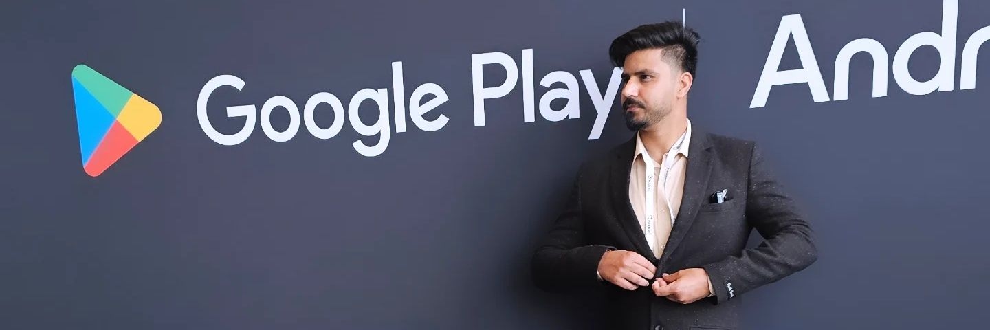 aaimnaz12's profile banner image