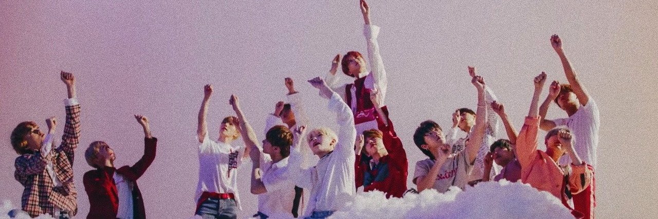 xucafe's profile banner image