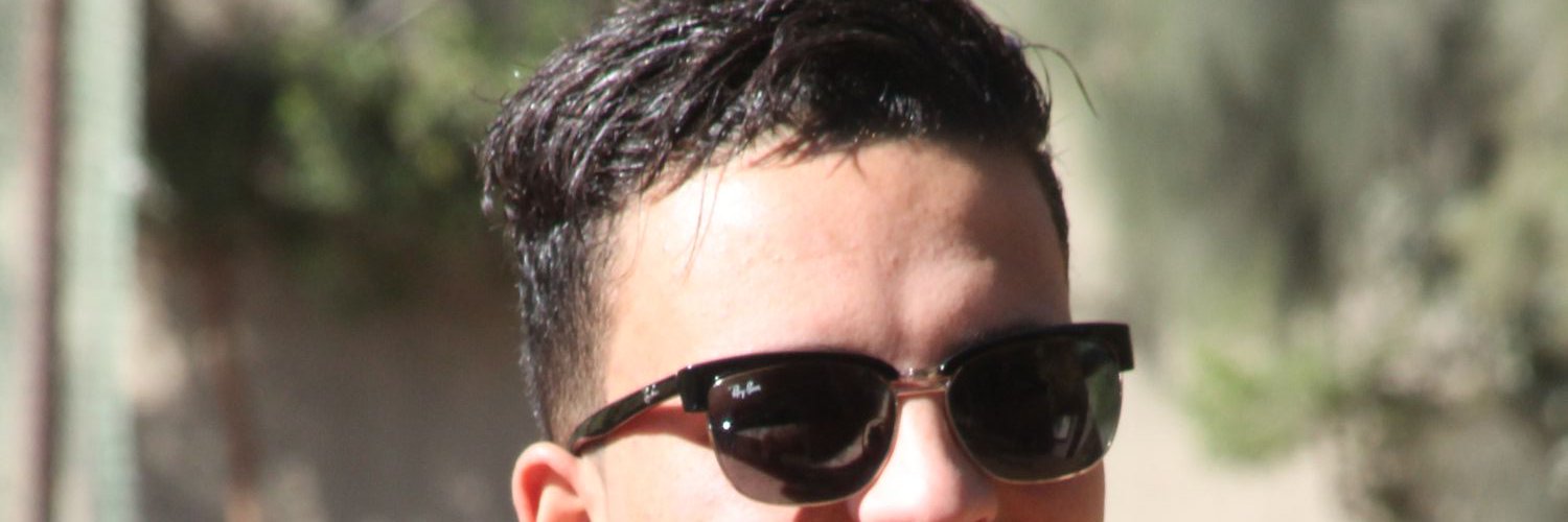 in545708's profile banner image