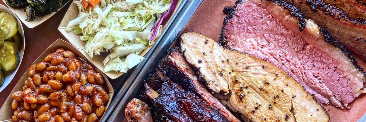 Red White & Que Smokehouse banner