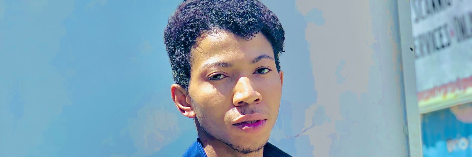 etzogay's profile banner image