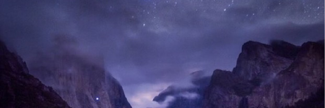 junhoee_'s profile banner image