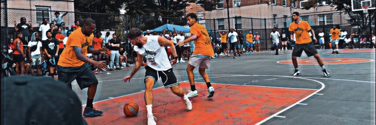 aaroncarlos_'s profile banner image
