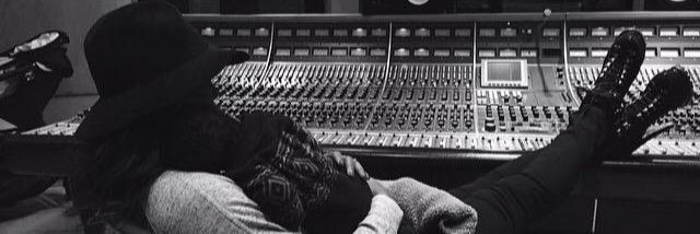 DiiaksyCarter's profile banner image