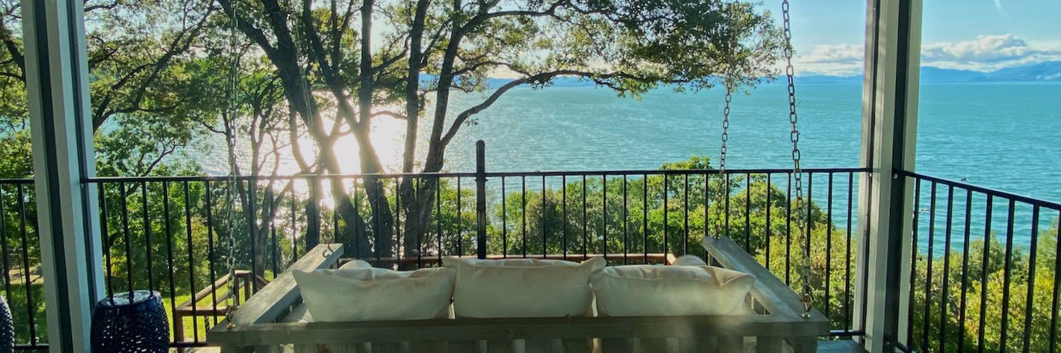 leniloo3's profile banner image