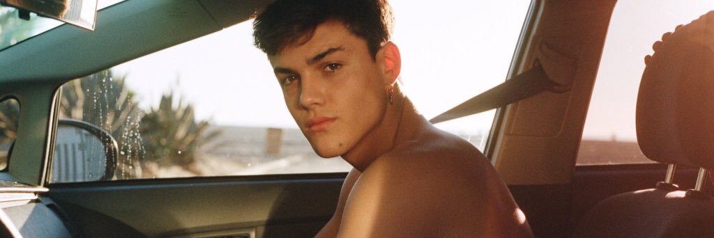 graysons_chick's profile banner image