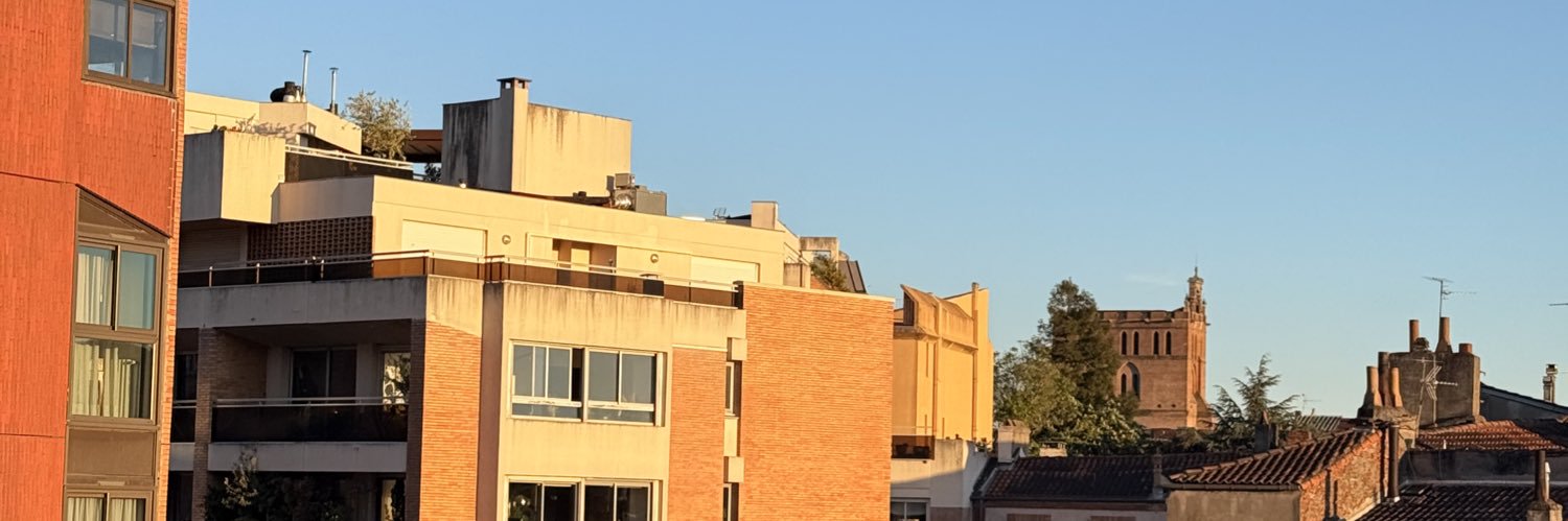 avidaluc's profile banner image