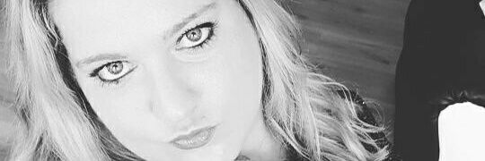 esmiralda88's profile banner image