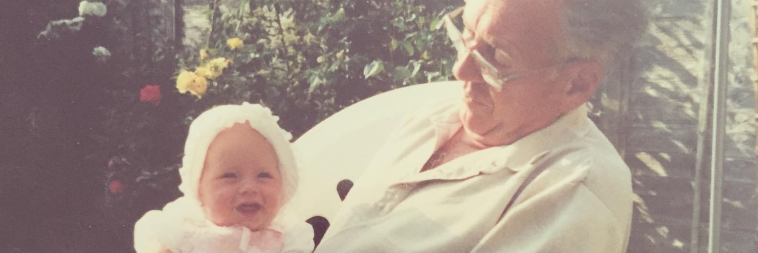 HollyIsitt's profile banner image