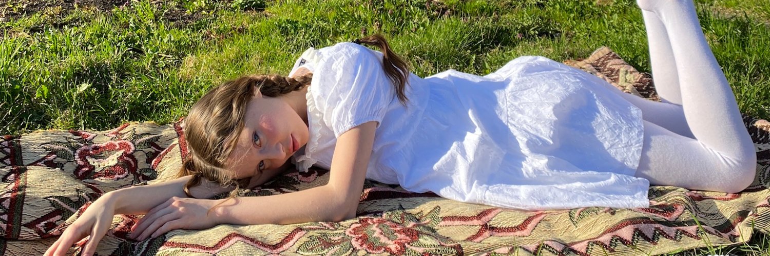 innocent_della's profile banner image