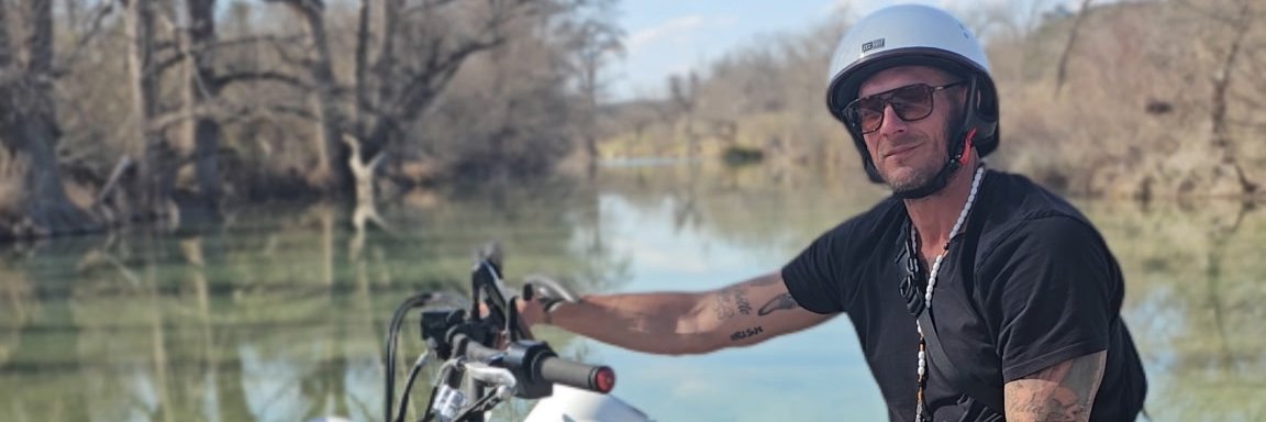 URLinkedUp's profile banner image