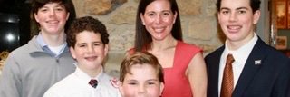 lyndahickey's profile banner image