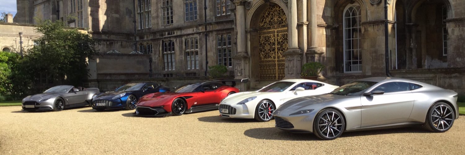 Robin Down 💙 banner