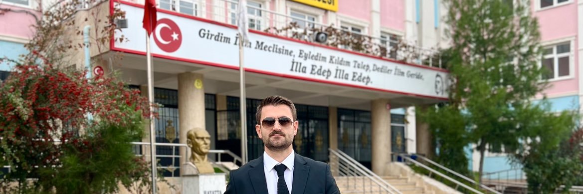 cinar_selman's profile banner image