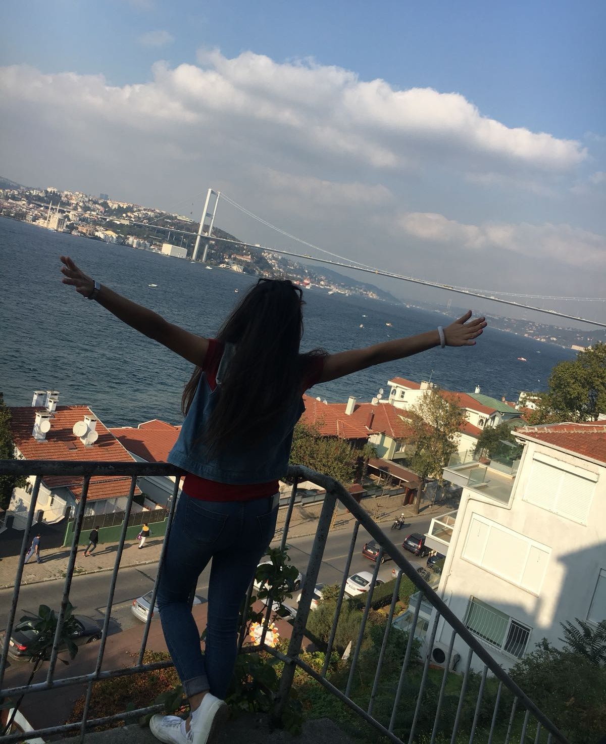 ebrubanusari's profile banner image