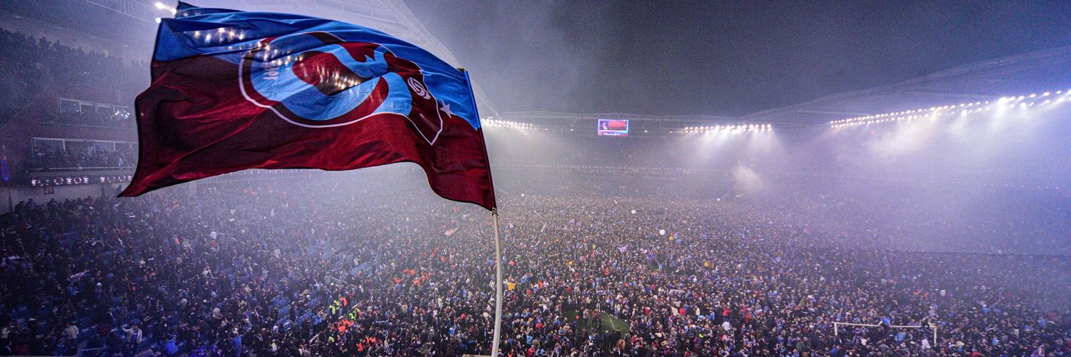 okdumas's profile banner image