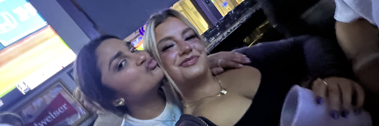 riadesaii's profile banner image