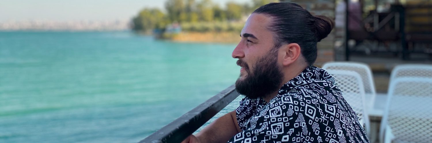 21ipekstud's profile banner image