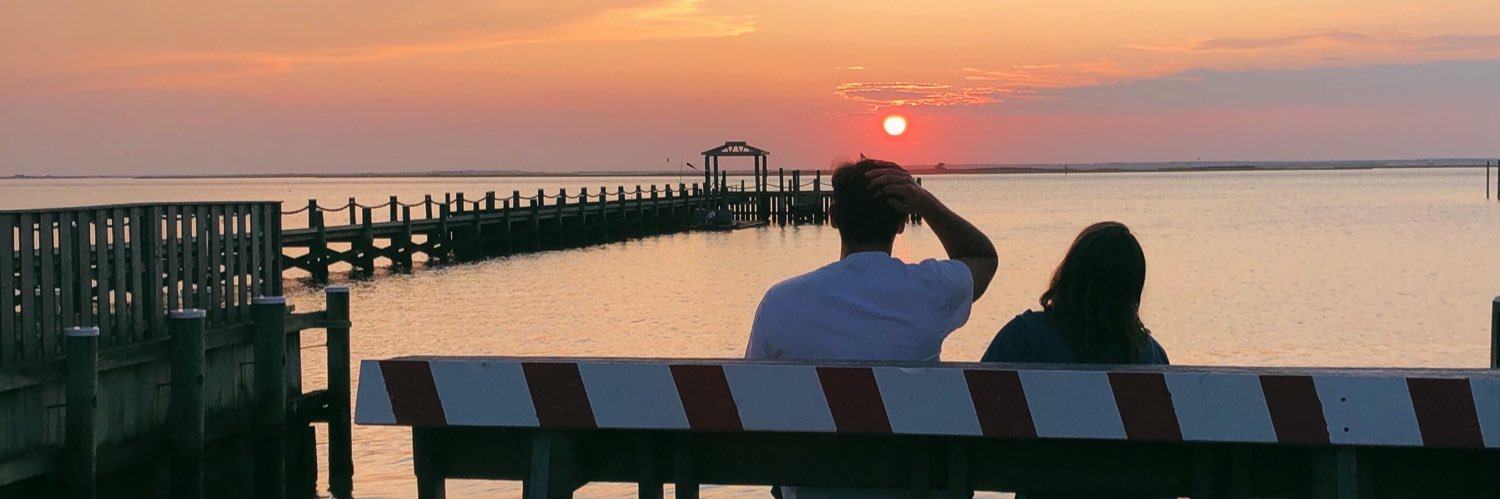 allyyflo's profile banner image