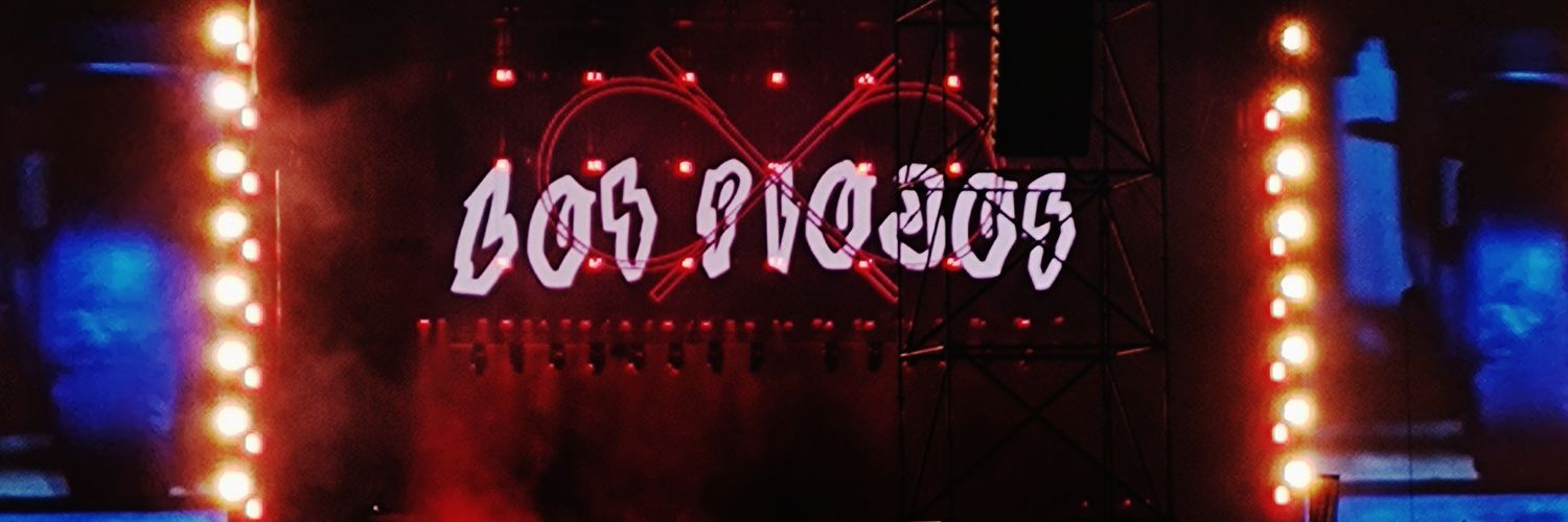 YamiDominguez's profile banner image