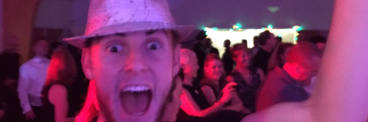 simlettdon's profile banner image